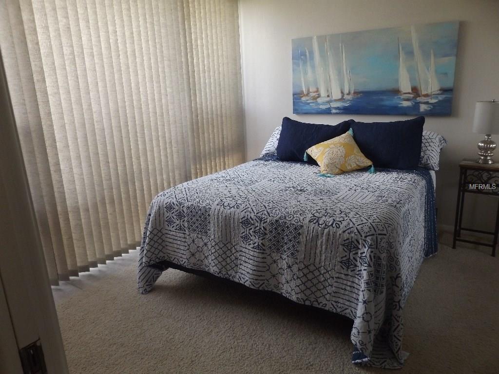 612 BIRD BAY DRIVE S, VENICE, Florida 34285, 2 Bedrooms Bedrooms, 5 Rooms Rooms,2 BathroomsBathrooms,Residential,For sale,BIRD BAY,N5916381