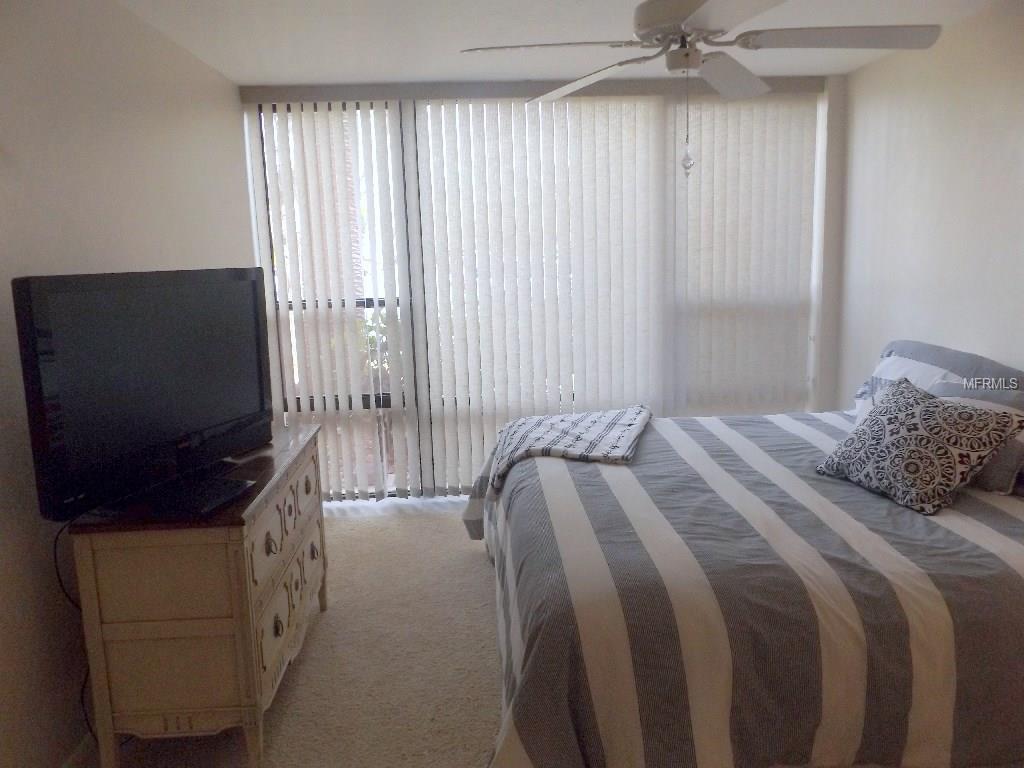 612 BIRD BAY DRIVE S, VENICE, Florida 34285, 2 Bedrooms Bedrooms, 5 Rooms Rooms,2 BathroomsBathrooms,Residential,For sale,BIRD BAY,N5916381