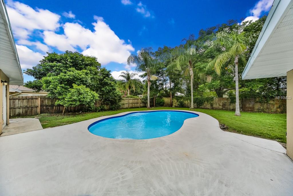 1511 KENLYN DRIVE, LONGWOOD, Florida 32779, 3 Bedrooms Bedrooms, 3 Rooms Rooms,2 BathroomsBathrooms,Residential,For sale,KENLYN,V4720136