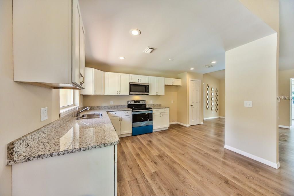 1511 KENLYN DRIVE, LONGWOOD, Florida 32779, 3 Bedrooms Bedrooms, 3 Rooms Rooms,2 BathroomsBathrooms,Residential,For sale,KENLYN,V4720136