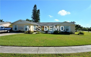 3311 40TH STREET W, BRADENTON, Florida 34205, 5 Bedrooms Bedrooms, 9 Rooms Rooms,3 BathroomsBathrooms,Residential,For sale,40TH,A4196825