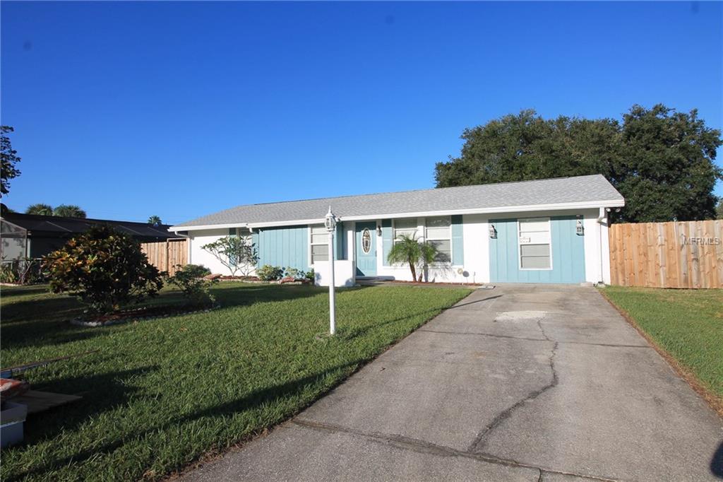 3180 LOCKWOOD LAKE CIRCLE, SARASOTA, Florida 34234, 3 Bedrooms Bedrooms, 7 Rooms Rooms,2 BathroomsBathrooms,Residential,For sale,LOCKWOOD LAKE,A4198816