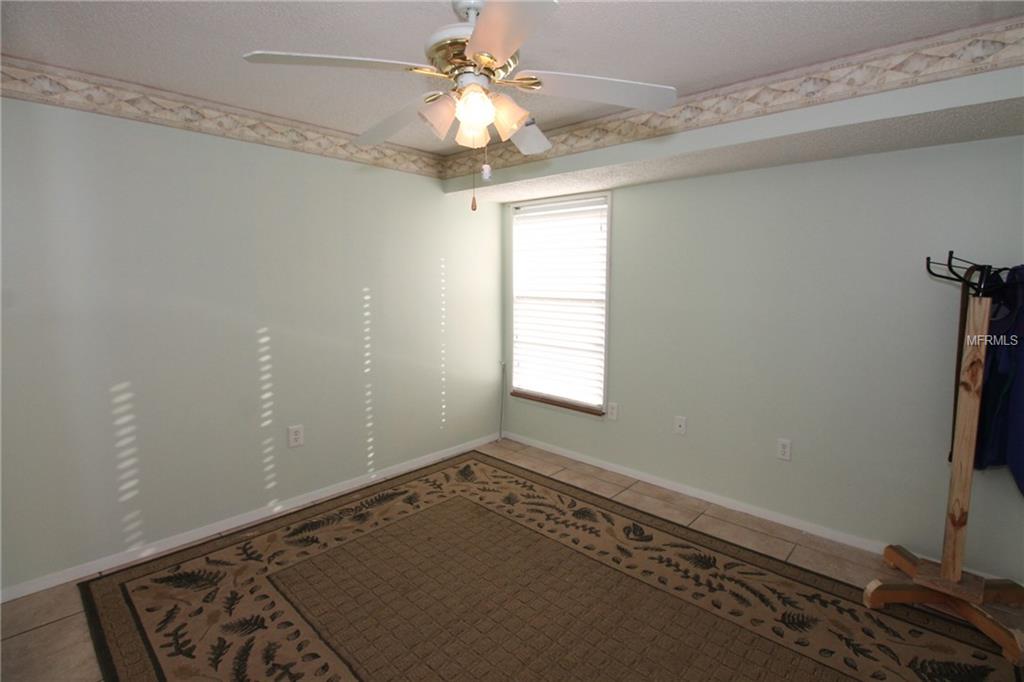 3180 LOCKWOOD LAKE CIRCLE, SARASOTA, Florida 34234, 3 Bedrooms Bedrooms, 7 Rooms Rooms,2 BathroomsBathrooms,Residential,For sale,LOCKWOOD LAKE,A4198816