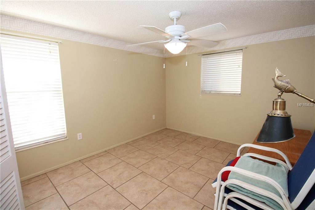 3180 LOCKWOOD LAKE CIRCLE, SARASOTA, Florida 34234, 3 Bedrooms Bedrooms, 7 Rooms Rooms,2 BathroomsBathrooms,Residential,For sale,LOCKWOOD LAKE,A4198816