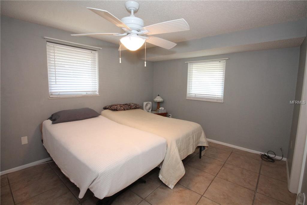 3180 LOCKWOOD LAKE CIRCLE, SARASOTA, Florida 34234, 3 Bedrooms Bedrooms, 7 Rooms Rooms,2 BathroomsBathrooms,Residential,For sale,LOCKWOOD LAKE,A4198816