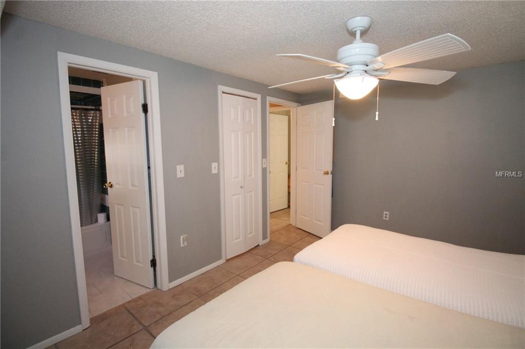 3180 LOCKWOOD LAKE CIRCLE, SARASOTA, Florida 34234, 3 Bedrooms Bedrooms, 7 Rooms Rooms,2 BathroomsBathrooms,Residential,For sale,LOCKWOOD LAKE,A4198816