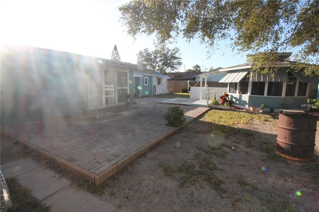 3180 LOCKWOOD LAKE CIRCLE, SARASOTA, Florida 34234, 3 Bedrooms Bedrooms, 7 Rooms Rooms,2 BathroomsBathrooms,Residential,For sale,LOCKWOOD LAKE,A4198816