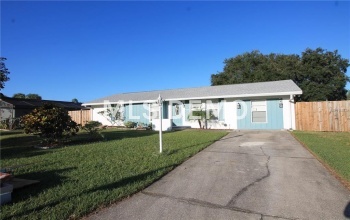 3180 LOCKWOOD LAKE CIRCLE, SARASOTA, Florida 34234, 3 Bedrooms Bedrooms, 7 Rooms Rooms,2 BathroomsBathrooms,Residential,For sale,LOCKWOOD LAKE,A4198816