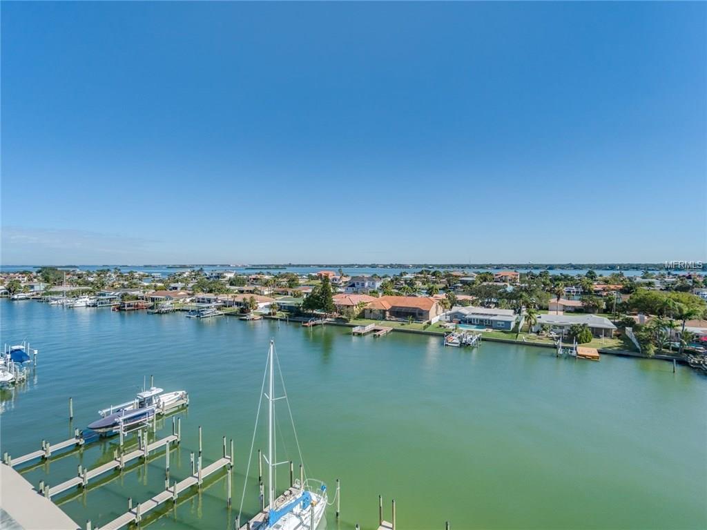 223 ISLAND WAY, CLEARWATER BEACH, Florida 33767, 3 Bedrooms Bedrooms, 3 Rooms Rooms,3 BathroomsBathrooms,Residential,For sale,ISLAND,U7840414