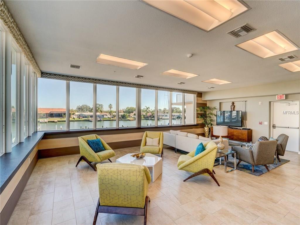 223 ISLAND WAY, CLEARWATER BEACH, Florida 33767, 3 Bedrooms Bedrooms, 3 Rooms Rooms,3 BathroomsBathrooms,Residential,For sale,ISLAND,U7840414