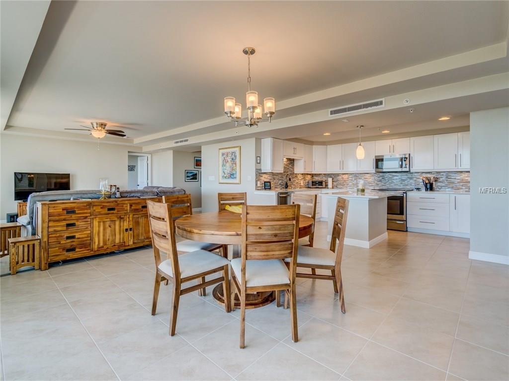 223 ISLAND WAY, CLEARWATER BEACH, Florida 33767, 3 Bedrooms Bedrooms, 3 Rooms Rooms,3 BathroomsBathrooms,Residential,For sale,ISLAND,U7840414