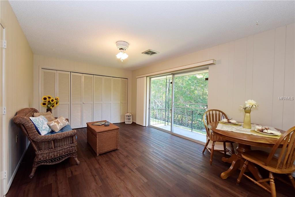 765 JUNGLE QUEEN WAY, LONGBOAT KEY, Florida 34228, 3 Bedrooms Bedrooms, 7 Rooms Rooms,2 BathroomsBathrooms,Residential,For sale,JUNGLE QUEEN,R4707285