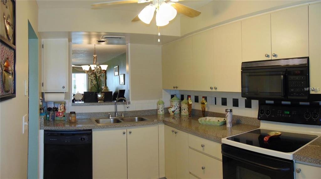 2669 WOODGATE LANE, SARASOTA, Florida 34231, 2 Bedrooms Bedrooms, 3 Rooms Rooms,2 BathroomsBathrooms,Residential,For sale,WOODGATE,D5922344