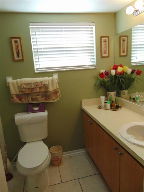 2669 WOODGATE LANE, SARASOTA, Florida 34231, 2 Bedrooms Bedrooms, 3 Rooms Rooms,2 BathroomsBathrooms,Residential,For sale,WOODGATE,D5922344