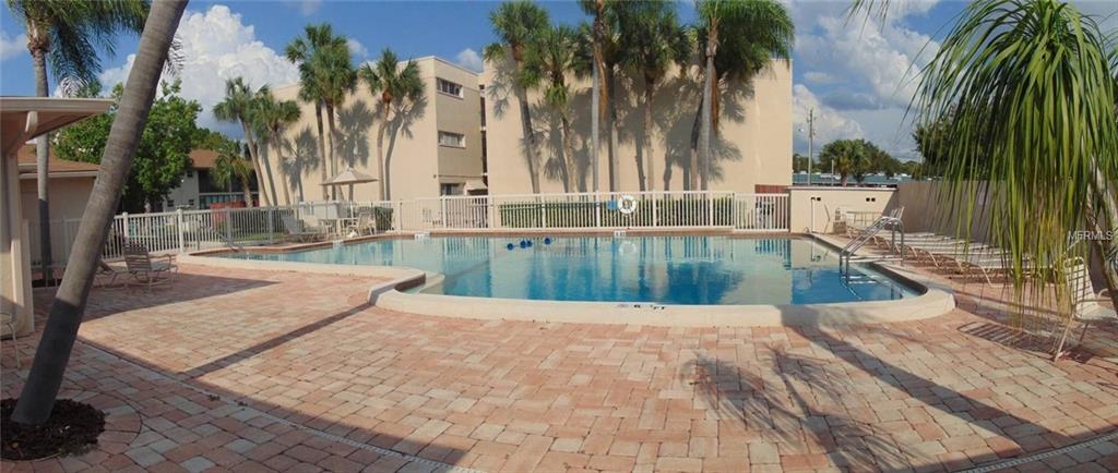 2669 WOODGATE LANE, SARASOTA, Florida 34231, 2 Bedrooms Bedrooms, 3 Rooms Rooms,2 BathroomsBathrooms,Residential,For sale,WOODGATE,D5922344