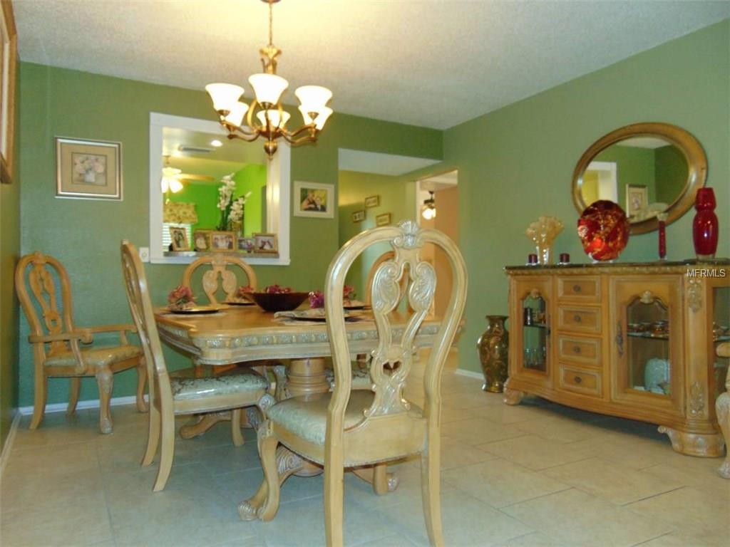 2669 WOODGATE LANE, SARASOTA, Florida 34231, 2 Bedrooms Bedrooms, 3 Rooms Rooms,2 BathroomsBathrooms,Residential,For sale,WOODGATE,D5922344