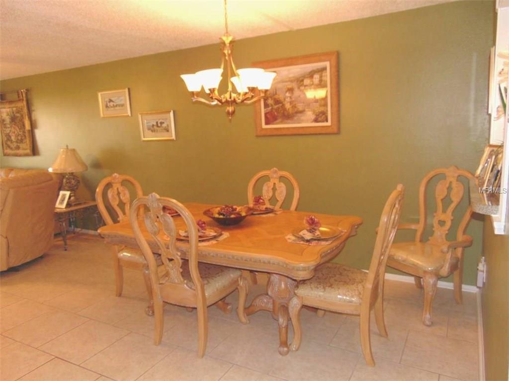 2669 WOODGATE LANE, SARASOTA, Florida 34231, 2 Bedrooms Bedrooms, 3 Rooms Rooms,2 BathroomsBathrooms,Residential,For sale,WOODGATE,D5922344