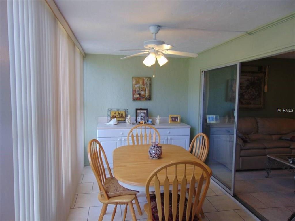 2669 WOODGATE LANE, SARASOTA, Florida 34231, 2 Bedrooms Bedrooms, 3 Rooms Rooms,2 BathroomsBathrooms,Residential,For sale,WOODGATE,D5922344