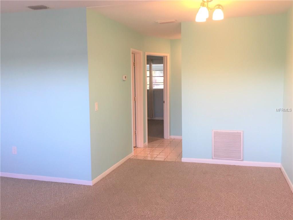 1898 SHORE DRIVE S, SOUTH PASADENA, Florida 33707, 1 Bedroom Bedrooms, 5 Rooms Rooms,1 BathroomBathrooms,Residential,For sale,SHORE,U7844659