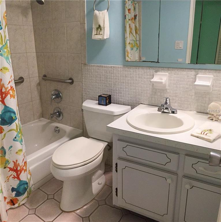 1898 SHORE DRIVE S, SOUTH PASADENA, Florida 33707, 1 Bedroom Bedrooms, 5 Rooms Rooms,1 BathroomBathrooms,Residential,For sale,SHORE,U7844659