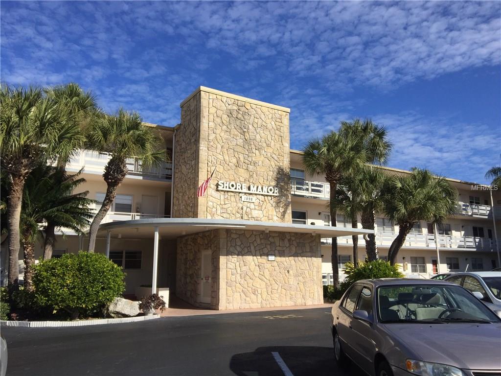 1898 SHORE DRIVE S, SOUTH PASADENA, Florida 33707, 1 Bedroom Bedrooms, 5 Rooms Rooms,1 BathroomBathrooms,Residential,For sale,SHORE,U7844659