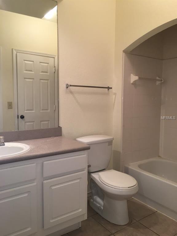 197 VILLA DI ESTE TERRACE, LAKE MARY, Florida 32746, 2 Bedrooms Bedrooms, 4 Rooms Rooms,2 BathroomsBathrooms,Residential,For sale,VILLA DI ESTE,O5558048