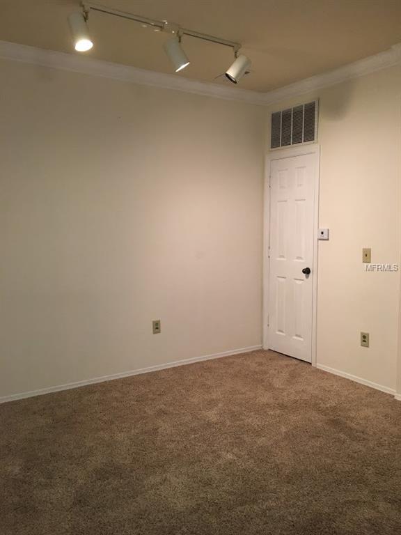 197 VILLA DI ESTE TERRACE, LAKE MARY, Florida 32746, 2 Bedrooms Bedrooms, 4 Rooms Rooms,2 BathroomsBathrooms,Residential,For sale,VILLA DI ESTE,O5558048