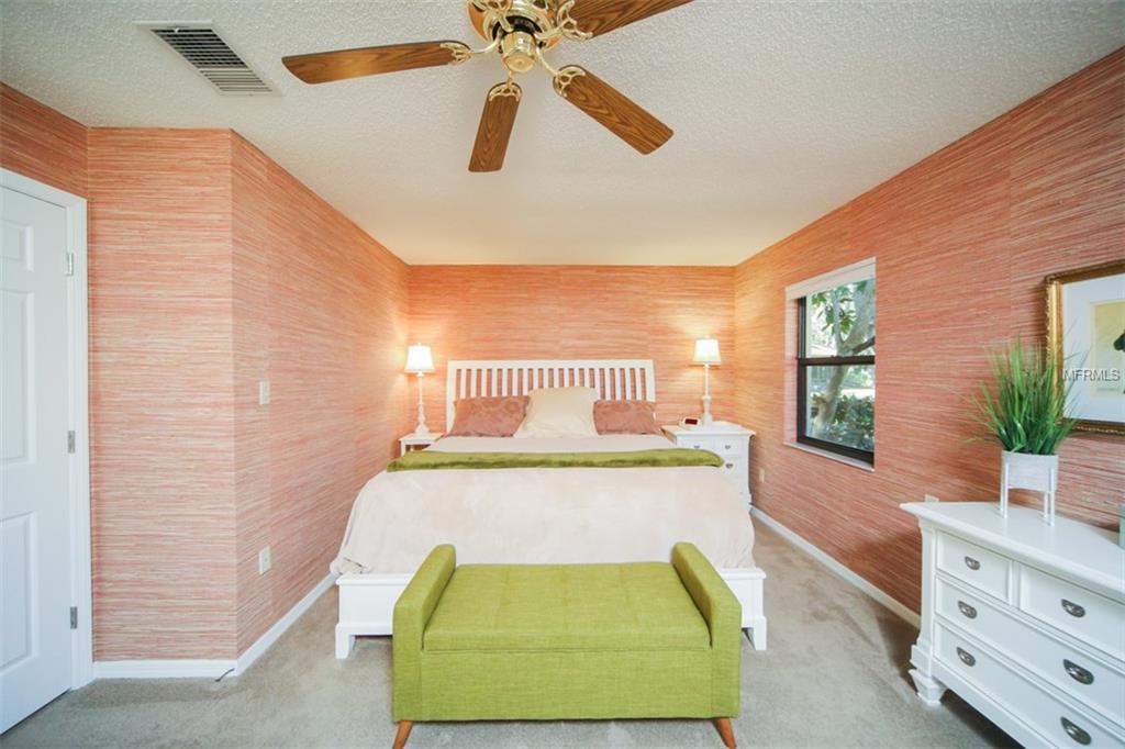 4640 OAK FOREST DRIVE E, SARASOTA, Florida 34231, 2 Bedrooms Bedrooms, 7 Rooms Rooms,2 BathroomsBathrooms,Residential,For sale,OAK FOREST,A4208215