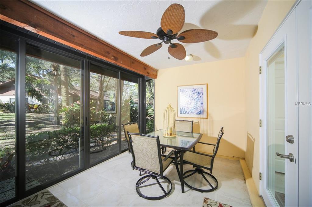 4640 OAK FOREST DRIVE E, SARASOTA, Florida 34231, 2 Bedrooms Bedrooms, 7 Rooms Rooms,2 BathroomsBathrooms,Residential,For sale,OAK FOREST,A4208215