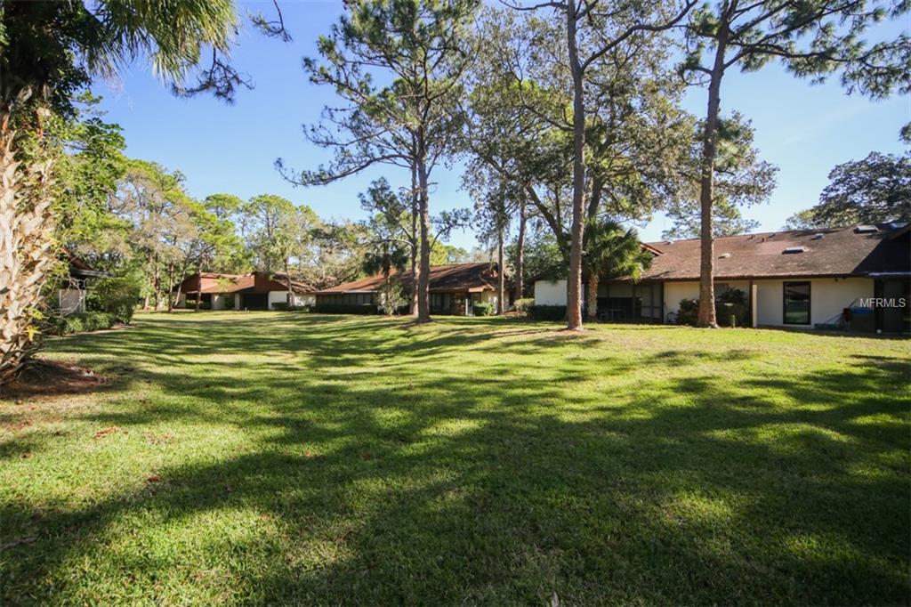 4640 OAK FOREST DRIVE E, SARASOTA, Florida 34231, 2 Bedrooms Bedrooms, 7 Rooms Rooms,2 BathroomsBathrooms,Residential,For sale,OAK FOREST,A4208215