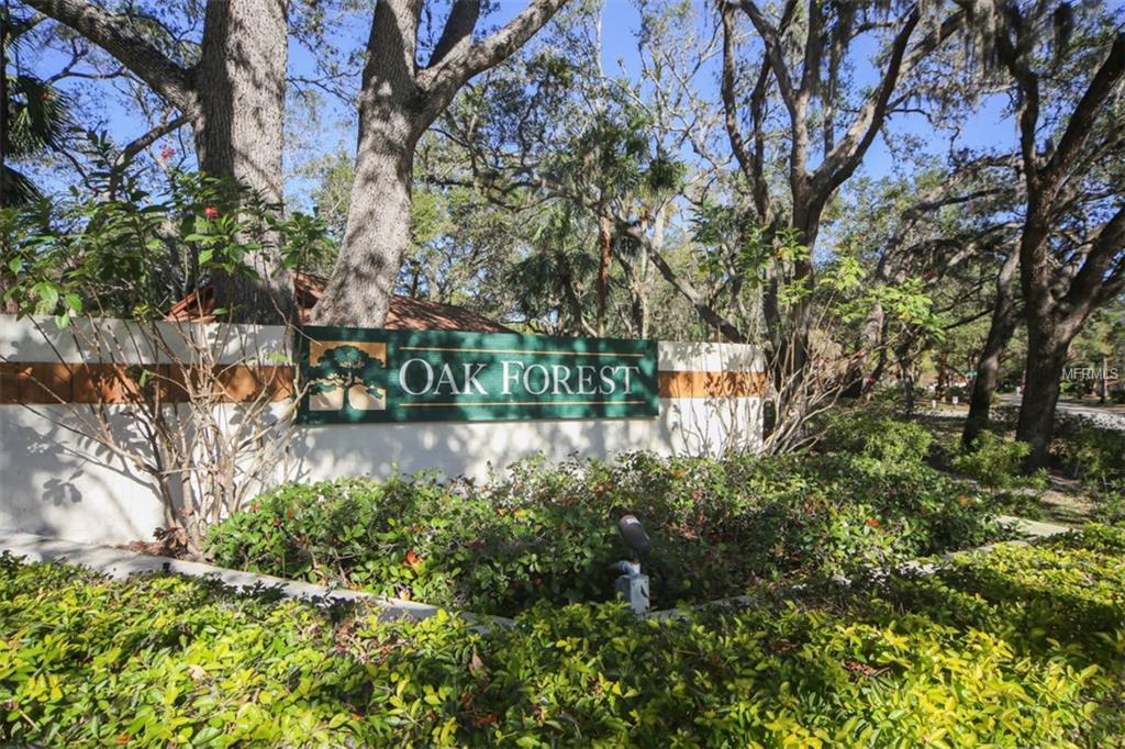 4640 OAK FOREST DRIVE E, SARASOTA, Florida 34231, 2 Bedrooms Bedrooms, 7 Rooms Rooms,2 BathroomsBathrooms,Residential,For sale,OAK FOREST,A4208215