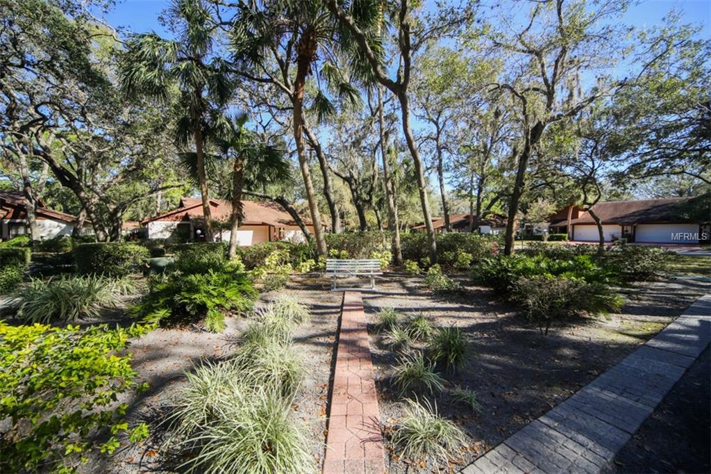 4640 OAK FOREST DRIVE E, SARASOTA, Florida 34231, 2 Bedrooms Bedrooms, 7 Rooms Rooms,2 BathroomsBathrooms,Residential,For sale,OAK FOREST,A4208215
