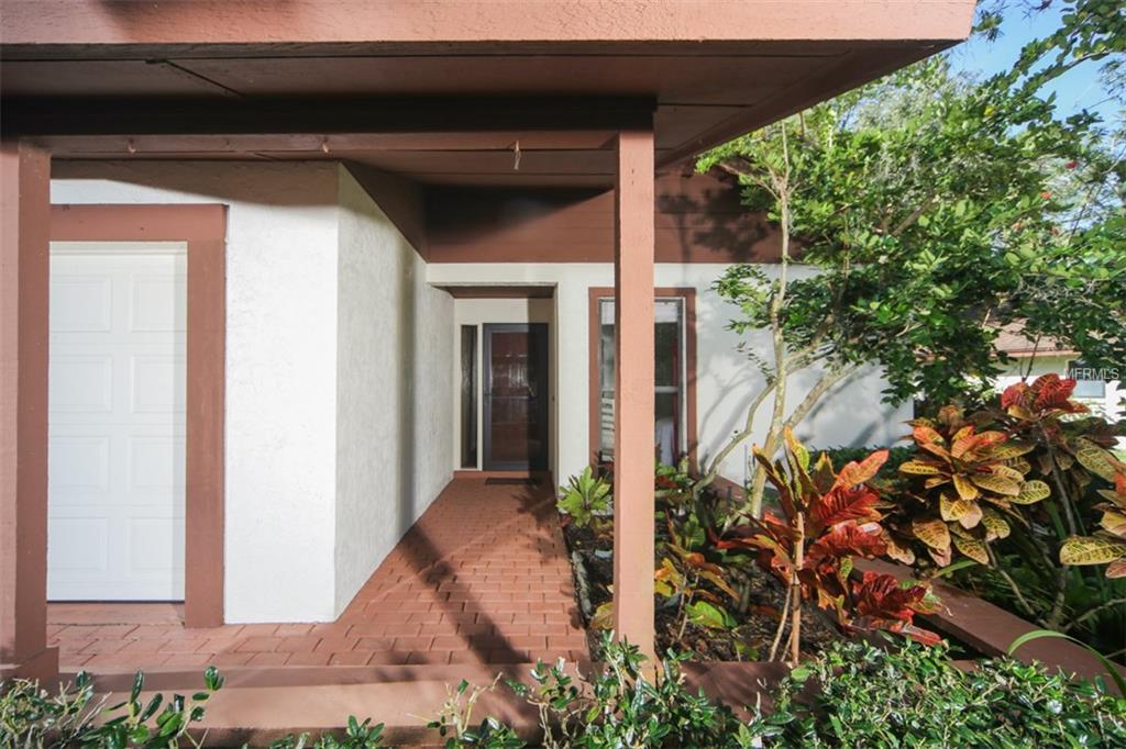 4640 OAK FOREST DRIVE E, SARASOTA, Florida 34231, 2 Bedrooms Bedrooms, 7 Rooms Rooms,2 BathroomsBathrooms,Residential,For sale,OAK FOREST,A4208215