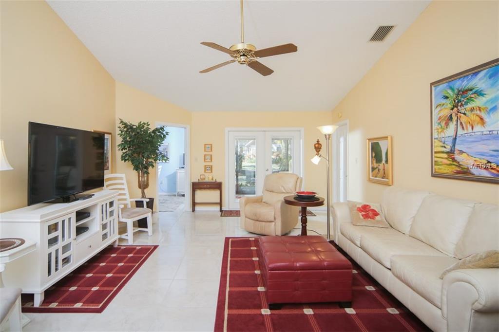 4640 OAK FOREST DRIVE E, SARASOTA, Florida 34231, 2 Bedrooms Bedrooms, 7 Rooms Rooms,2 BathroomsBathrooms,Residential,For sale,OAK FOREST,A4208215