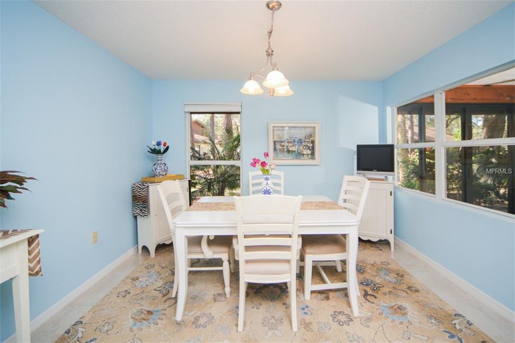 4640 OAK FOREST DRIVE E, SARASOTA, Florida 34231, 2 Bedrooms Bedrooms, 7 Rooms Rooms,2 BathroomsBathrooms,Residential,For sale,OAK FOREST,A4208215