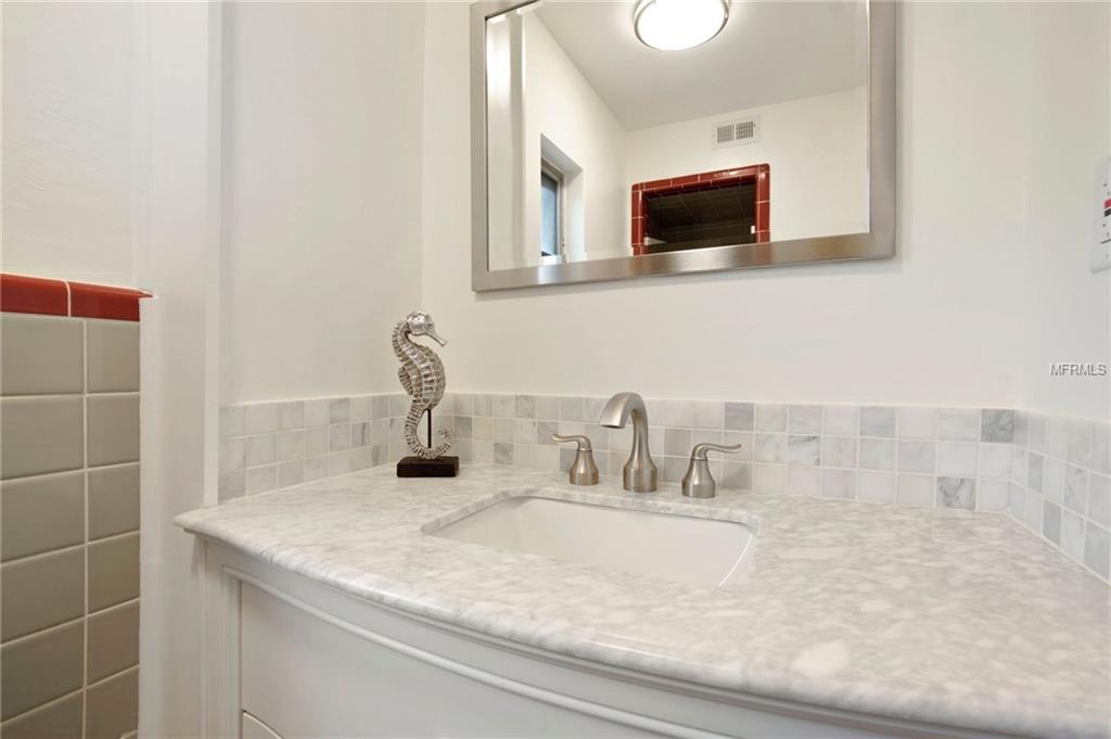 7912 GARDEN DRIVE N, ST PETERSBURG, Florida 33710, 3 Bedrooms Bedrooms, 7 Rooms Rooms,3 BathroomsBathrooms,Residential,For sale,GARDEN,U7846106