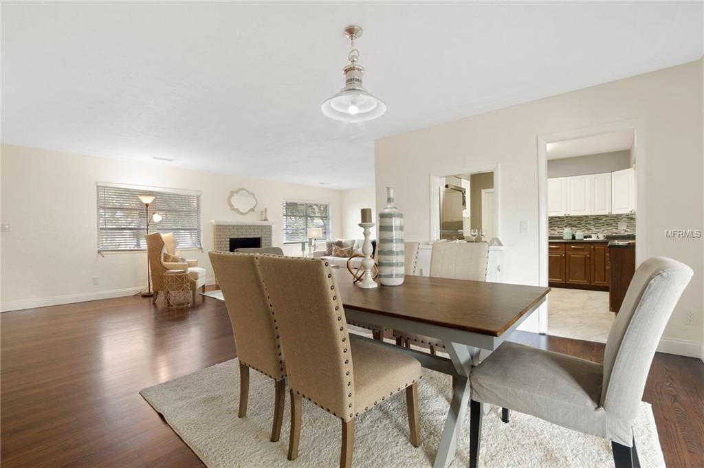 7912 GARDEN DRIVE N, ST PETERSBURG, Florida 33710, 3 Bedrooms Bedrooms, 7 Rooms Rooms,3 BathroomsBathrooms,Residential,For sale,GARDEN,U7846106