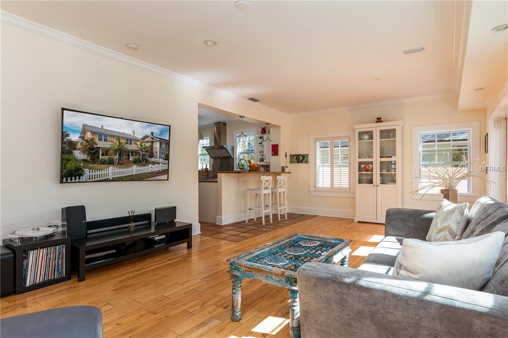 134 15TH AVENUE N, ST PETERSBURG, Florida 33704, 5 Bedrooms Bedrooms, 12 Rooms Rooms,3 BathroomsBathrooms,Residential,For sale,15TH,U7846445