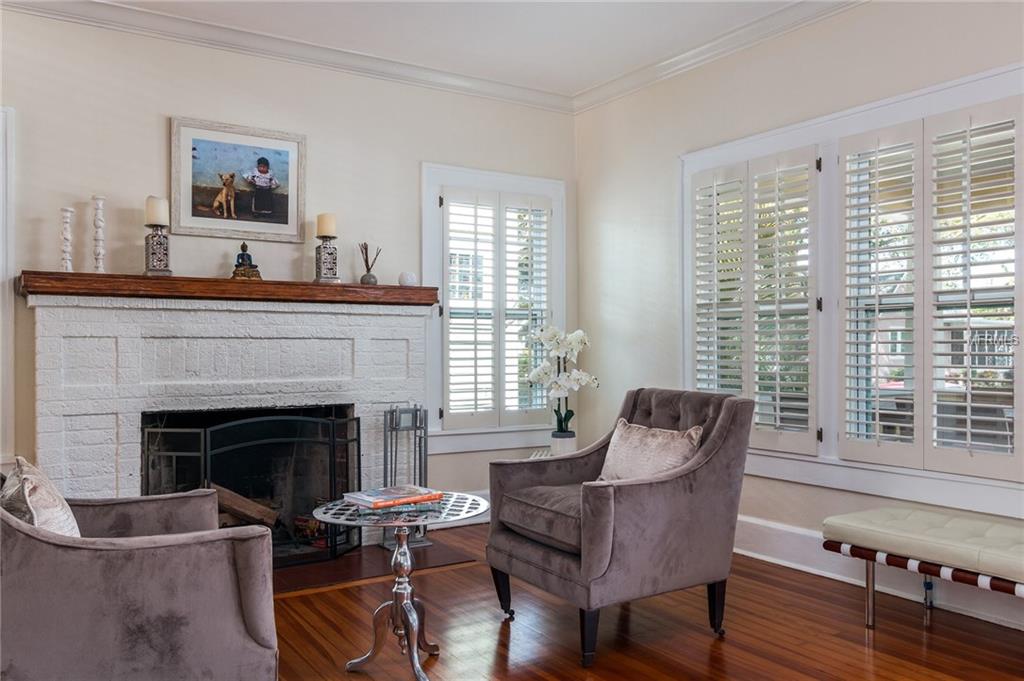 134 15TH AVENUE N, ST PETERSBURG, Florida 33704, 5 Bedrooms Bedrooms, 12 Rooms Rooms,3 BathroomsBathrooms,Residential,For sale,15TH,U7846445