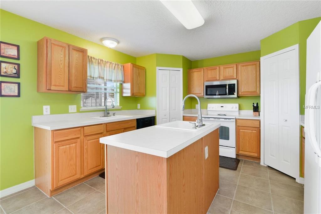 129 MILESTONE DRIVE, HAINES CITY, Florida 33844, 4 Bedrooms Bedrooms, 9 Rooms Rooms,2 BathroomsBathrooms,Residential,For sale,MILESTONE,S4856928