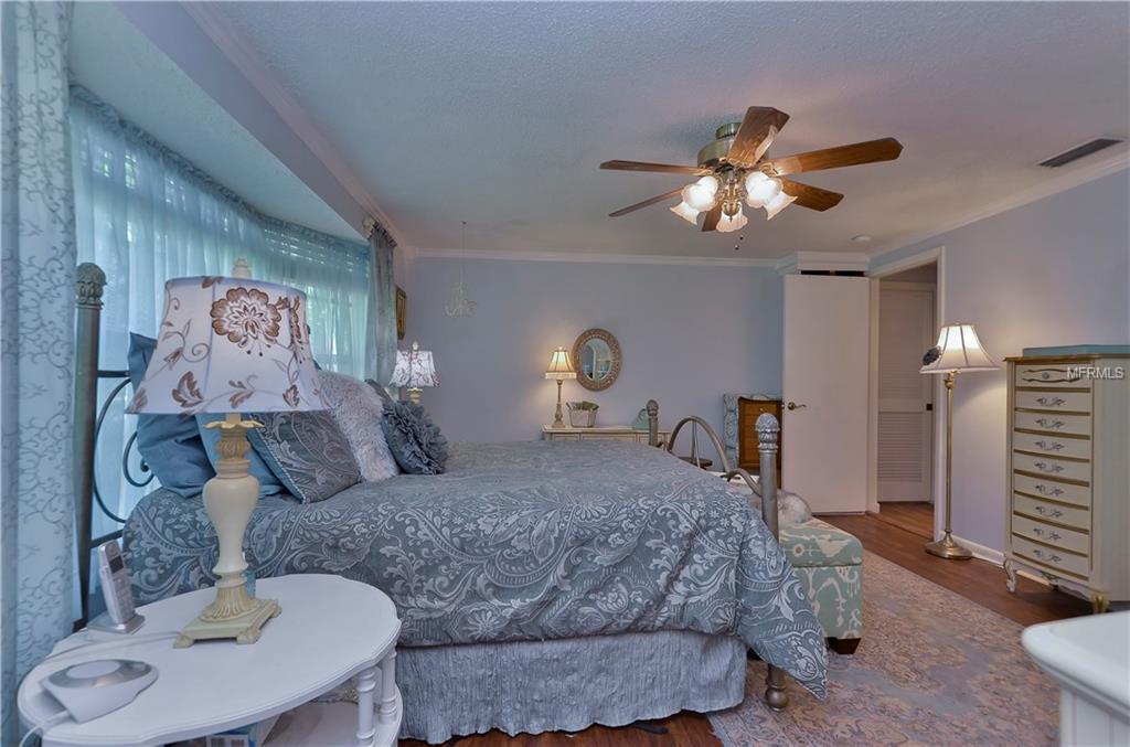 1104 BALLINGER ROAD, LUTZ, Florida 33548, 3 Bedrooms Bedrooms, 8 Rooms Rooms,2 BathroomsBathrooms,Residential,For sale,BALLINGER,T2928007