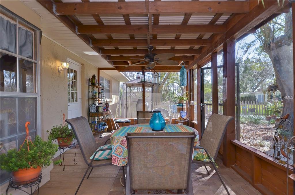 1104 BALLINGER ROAD, LUTZ, Florida 33548, 3 Bedrooms Bedrooms, 8 Rooms Rooms,2 BathroomsBathrooms,Residential,For sale,BALLINGER,T2928007