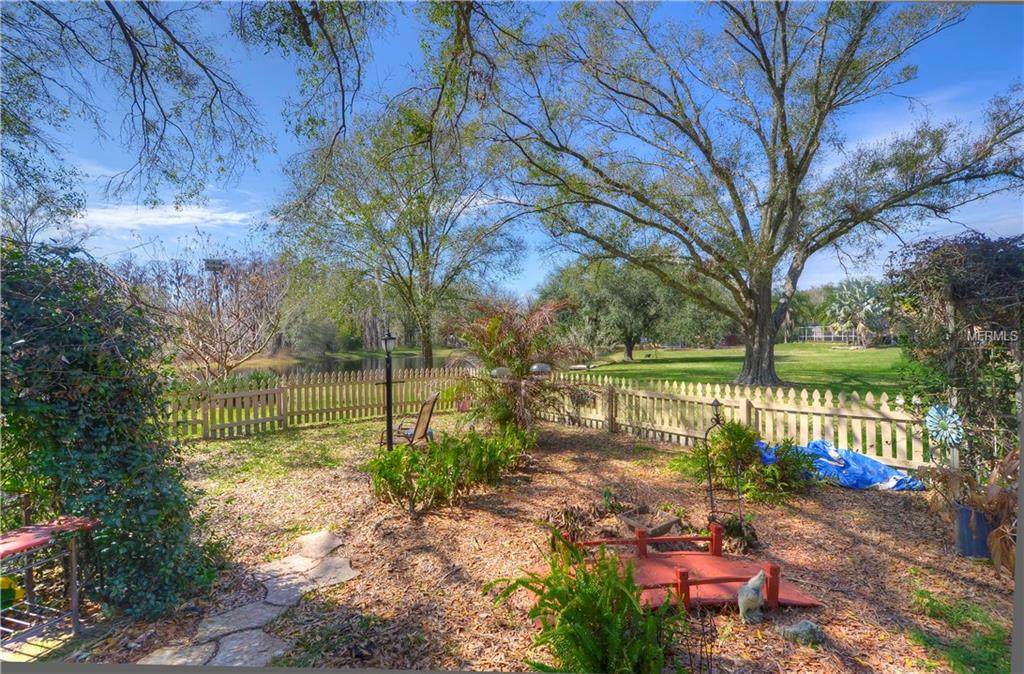 1104 BALLINGER ROAD, LUTZ, Florida 33548, 3 Bedrooms Bedrooms, 8 Rooms Rooms,2 BathroomsBathrooms,Residential,For sale,BALLINGER,T2928007