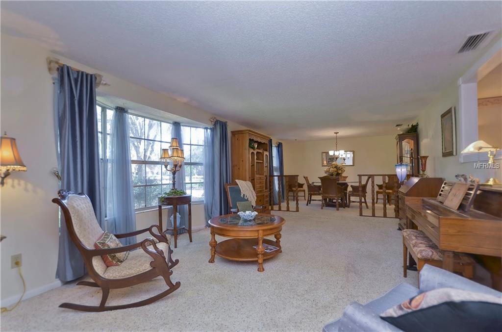 1104 BALLINGER ROAD, LUTZ, Florida 33548, 3 Bedrooms Bedrooms, 8 Rooms Rooms,2 BathroomsBathrooms,Residential,For sale,BALLINGER,T2928007