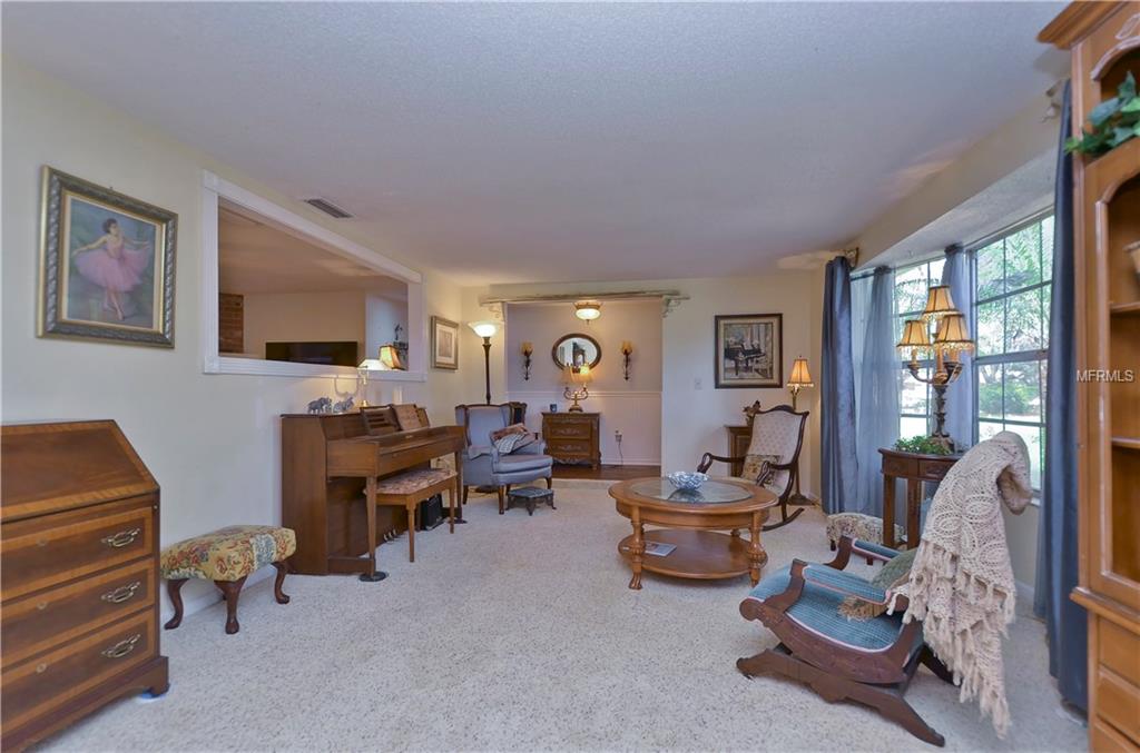 1104 BALLINGER ROAD, LUTZ, Florida 33548, 3 Bedrooms Bedrooms, 8 Rooms Rooms,2 BathroomsBathrooms,Residential,For sale,BALLINGER,T2928007