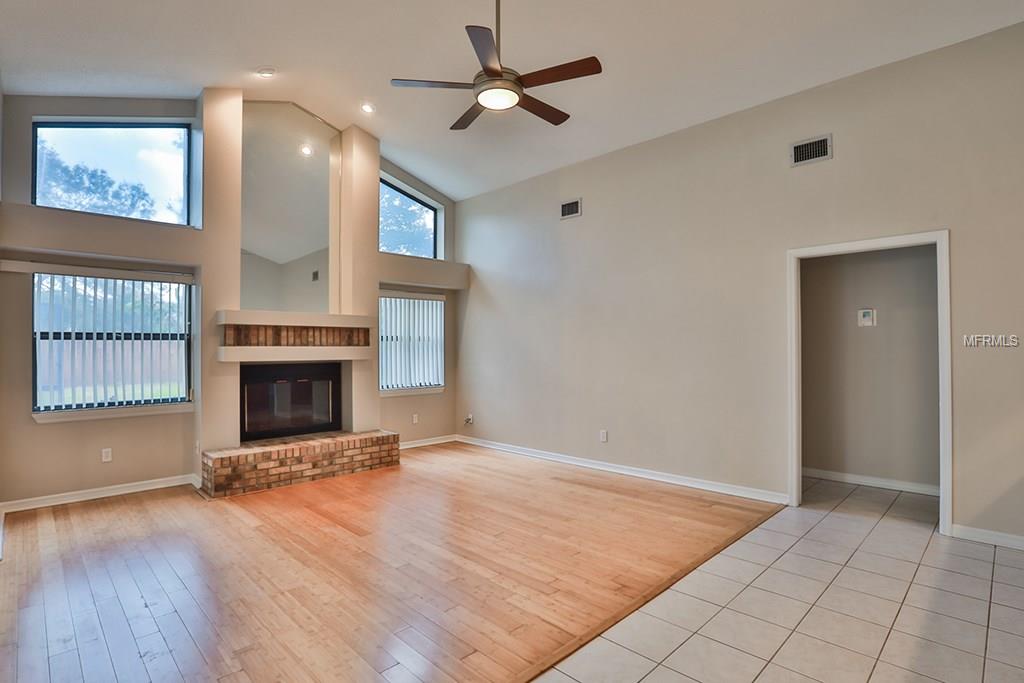 3916 BUCKINGHAM LOOP DRIVE, VALRICO, Florida 33594, 4 Bedrooms Bedrooms, 6 Rooms Rooms,2 BathroomsBathrooms,Residential,For sale,BUCKINGHAM LOOP,T2928325