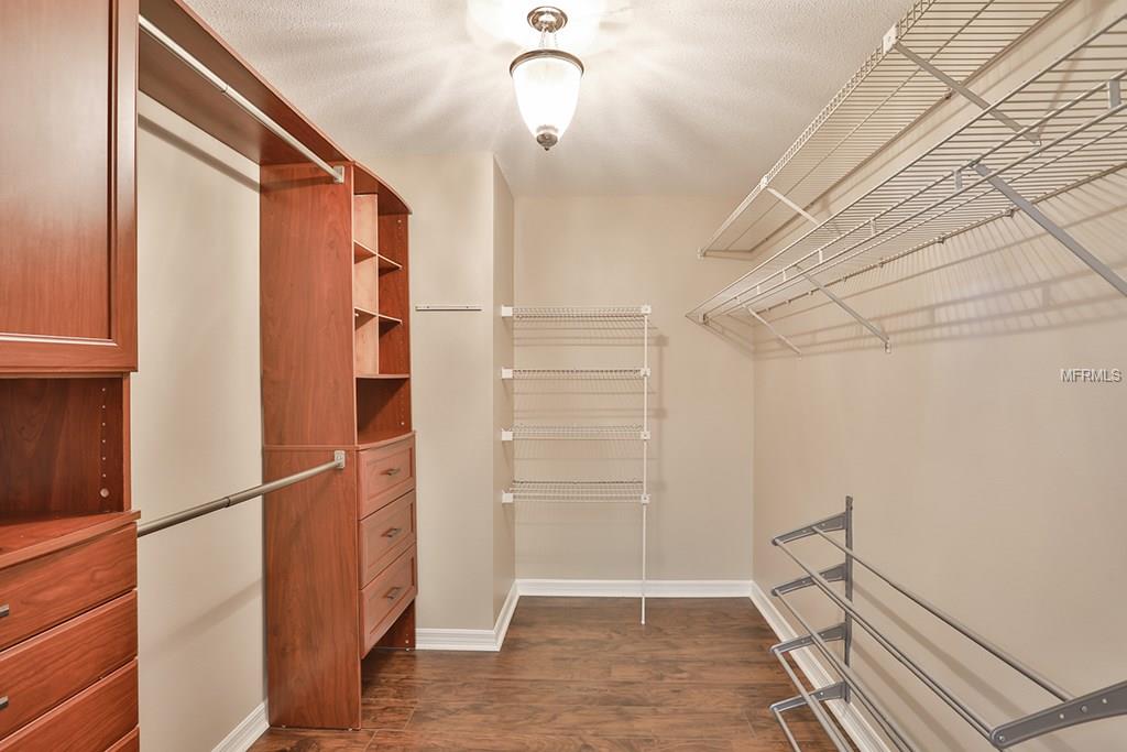 3916 BUCKINGHAM LOOP DRIVE, VALRICO, Florida 33594, 4 Bedrooms Bedrooms, 6 Rooms Rooms,2 BathroomsBathrooms,Residential,For sale,BUCKINGHAM LOOP,T2928325