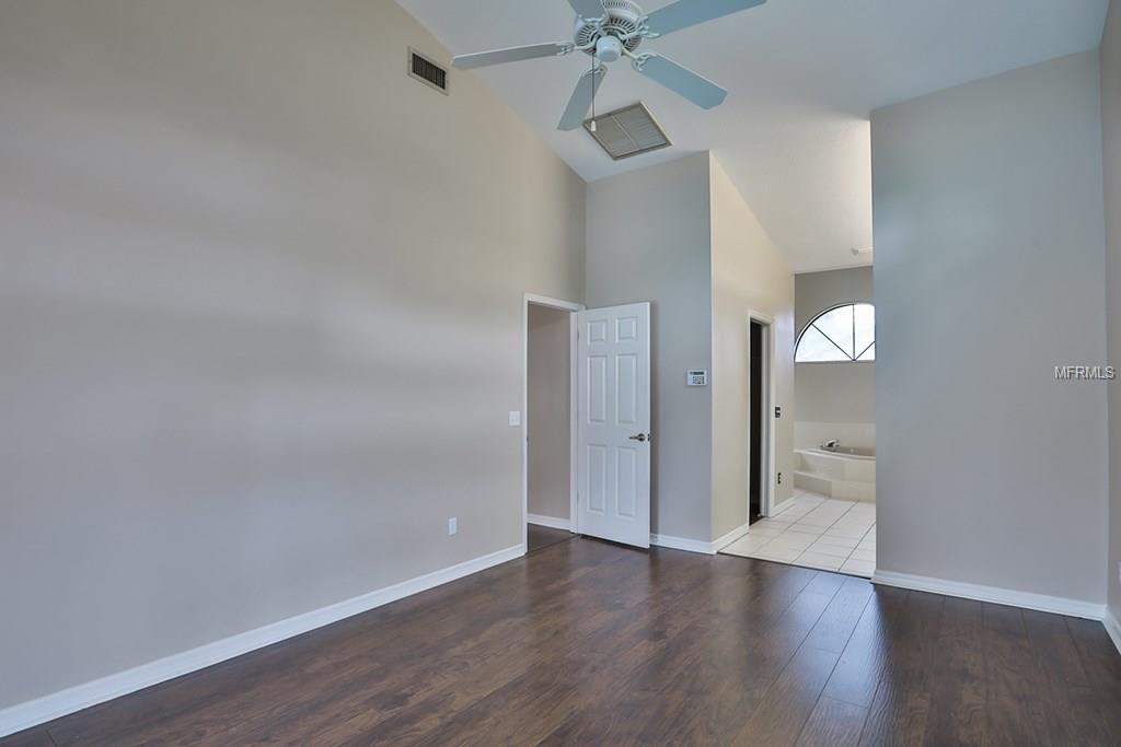 3916 BUCKINGHAM LOOP DRIVE, VALRICO, Florida 33594, 4 Bedrooms Bedrooms, 6 Rooms Rooms,2 BathroomsBathrooms,Residential,For sale,BUCKINGHAM LOOP,T2928325