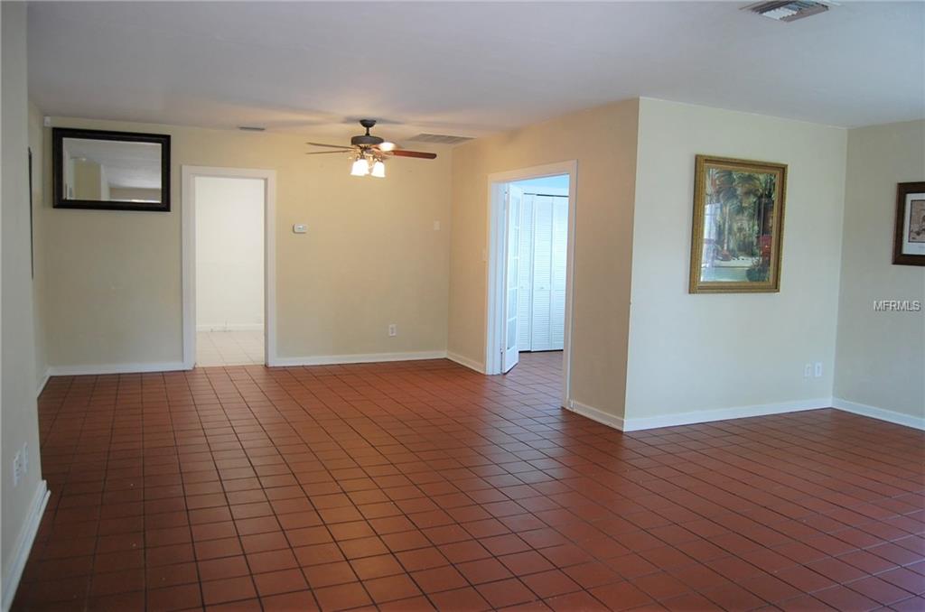 345 30TH AVENUE N, ST PETERSBURG, Florida 33704, 3 Bedrooms Bedrooms, 5 Rooms Rooms,2 BathroomsBathrooms,Residential,For sale,30TH,U7821146