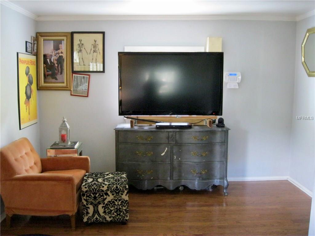 2310 OGLESBY AVENUE, WINTER PARK, Florida 32789, 3 Bedrooms Bedrooms, 6 Rooms Rooms,1 BathroomBathrooms,Residential,For sale,OGLESBY,O5530106